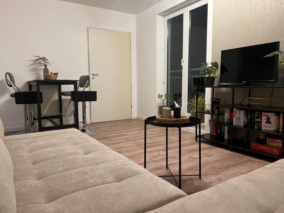 Apartment Juna Mit Tg Stellplatz Leipzig Exteriör bild